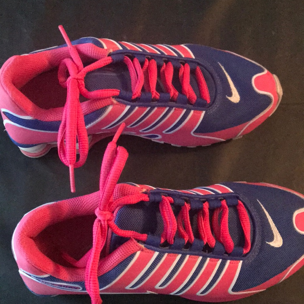 Nike shocks